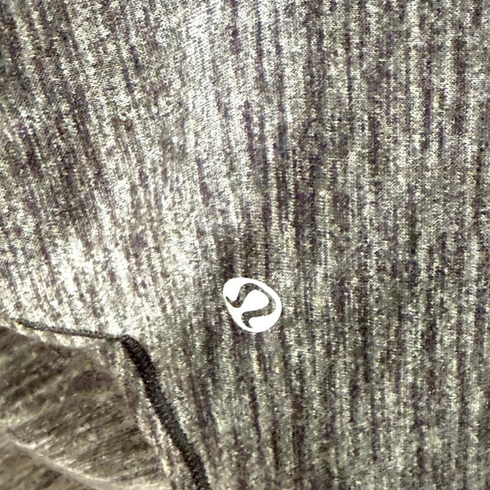 Lululemon Slay the studio 2-in-1 tank with Built in sports bra size 8 - Picture 6 of 9